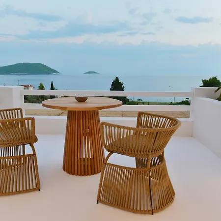 ホテル Natura Luxury Beachfront ネオ・キリマ