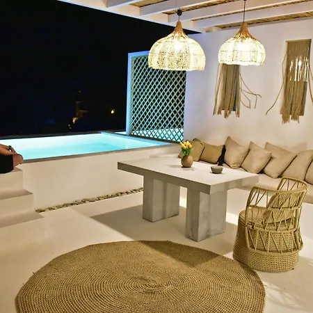 Natura Luxury Beachfront ホテル ネオ・キリマ