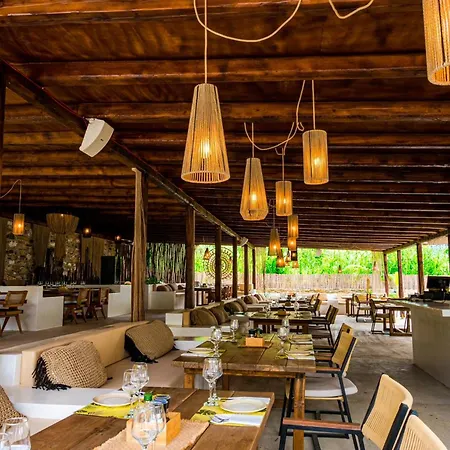 Natura Luxury Beachfront Neo Klima