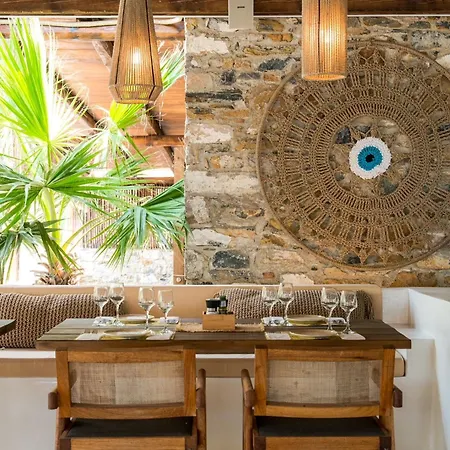 Natura Luxury Villas Skopelos Hotel