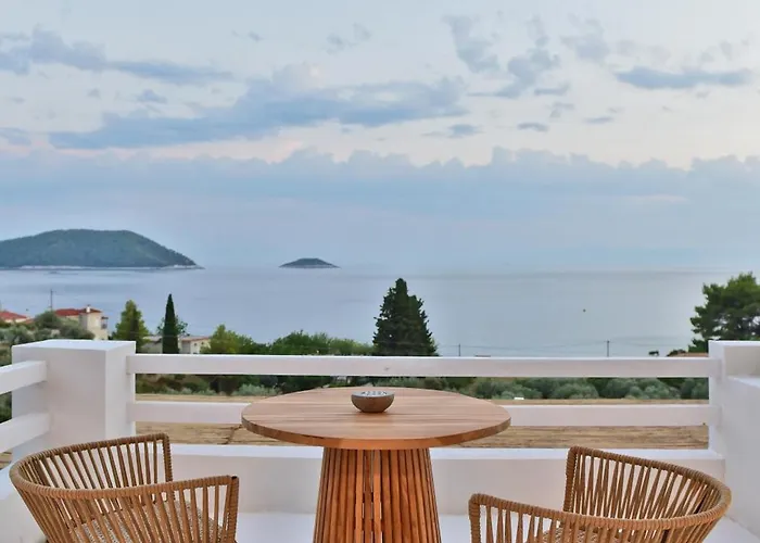 Natura Luxury Beachfront 5* Neo Klima